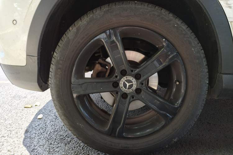 Used Mercedes-Benz GLA 2019 GLA 200 Fashion Model Right Rear Wheel Hub