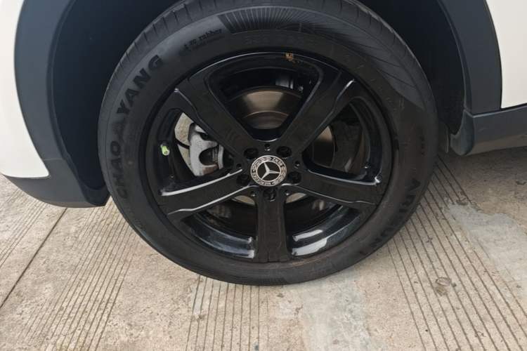 Used Mercedes-Benz GLA 2019 GLA 200 Fashion Model Right Rear Wheel Hub