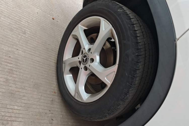 Used Mercedes-Benz GLA 2019 GLA 200 Dynamic Edition Right Rear Wheel Hub