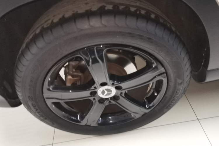 Used Mercedes-Benz GLA 2019 GLA 200 Fashion Model Right Rear Wheel Hub