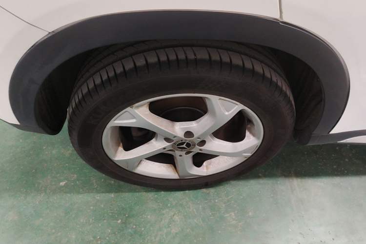 Used Mercedes-Benz GLA 2019 GLA 200 Dynamic Edition Right Rear Wheel Hub