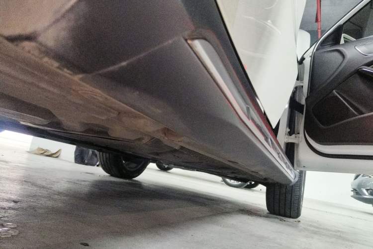 Used Mercedes-Benz GLA 2019 GLA 200 Dynamic Edition Right Side Sill