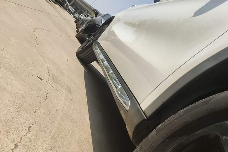 Used Mercedes-Benz GLA 2019 GLA 200 Fashion Model Right Side Sill