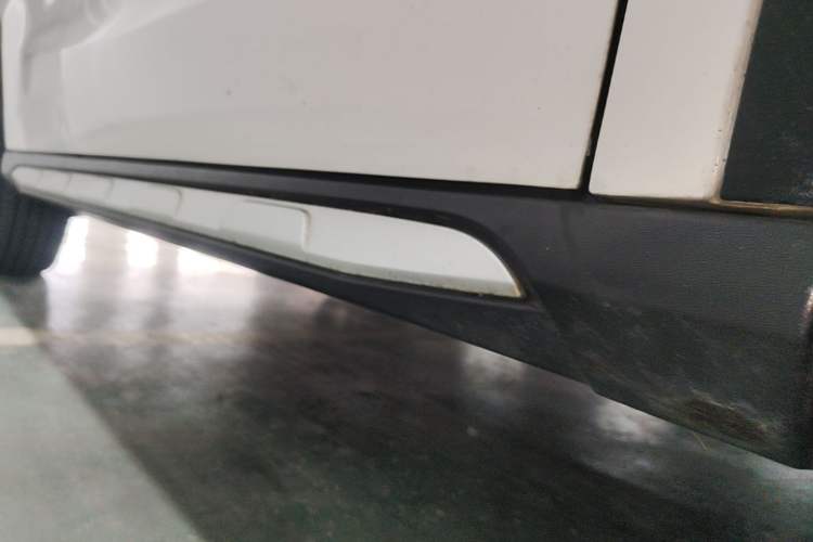 Used Mercedes-Benz GLA 2019 GLA 200 Dynamic Edition Right Side Sill