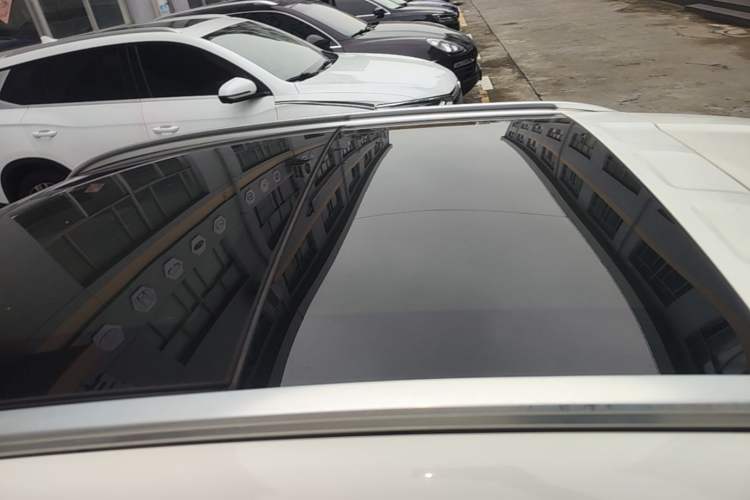Used Mercedes-Benz GLA 2019 GLA 200 Fashion Model Roof