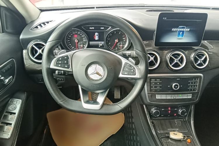 Used Mercedes-Benz GLA 2019 GLA 200 Dynamic Edition Steering Wheel