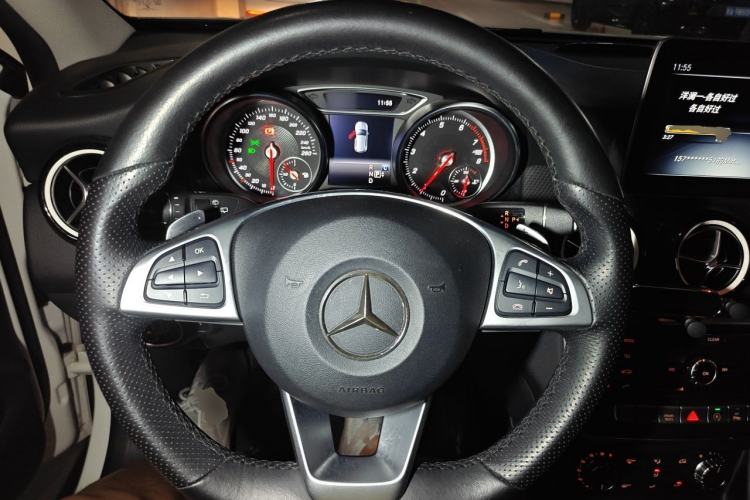 Used Mercedes-Benz GLA 2019 GLA 200 Dynamic Edition Steering Wheel