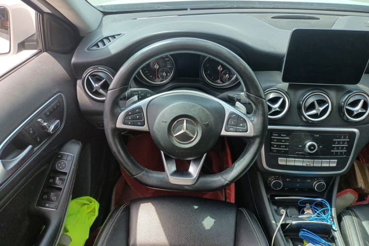 Used Mercedes-Benz GLA 2019 GLA 200 Dynamic Edition Steering Wheel