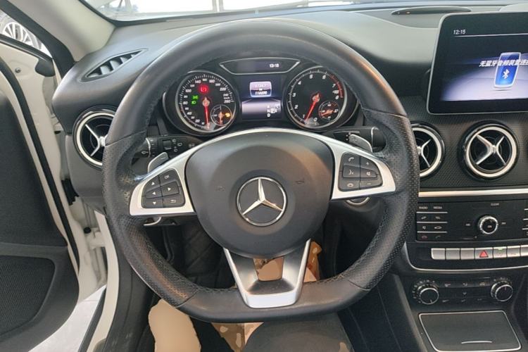 Used Mercedes-Benz GLA 2019 GLA 200 Dynamic Edition Steering Wheel