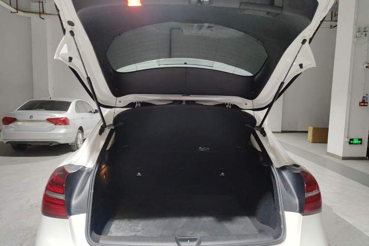 Used Mercedes-Benz GLA 2019 GLA 200 Dynamic Edition Trunk
