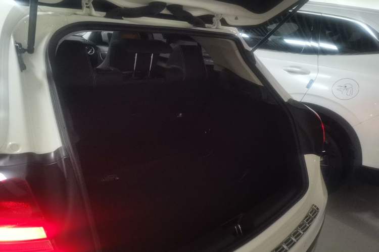 Used Mercedes-Benz GLA 2019 GLA 200 Dynamic Edition Trunk