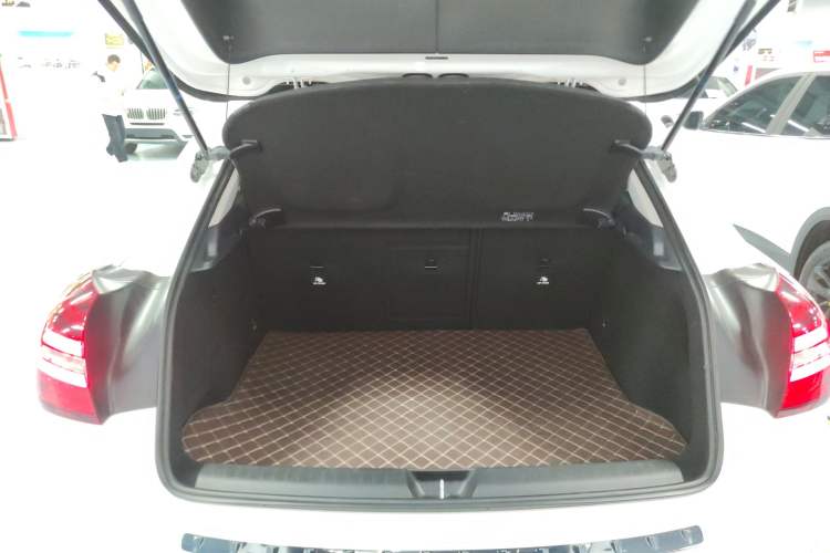 Used Mercedes-Benz GLA 2019 GLA 200 Dynamic Edition Trunk