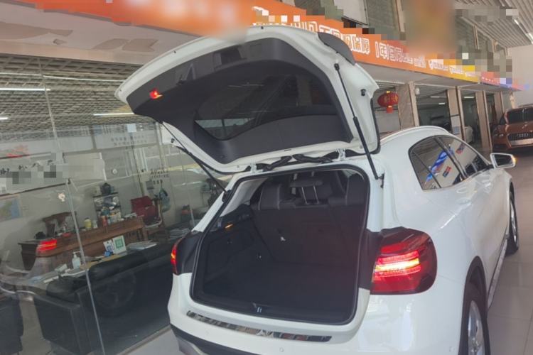 Used Mercedes-Benz GLA 2019 GLA 200 Dynamic Edition Trunk