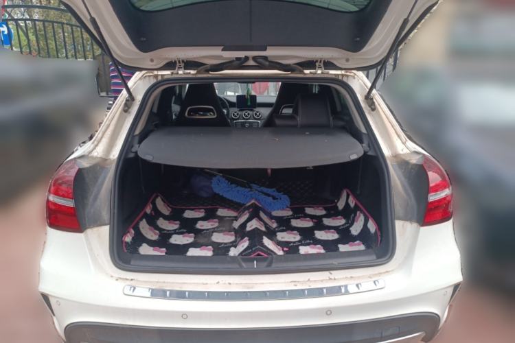 Used Mercedes-Benz GLA 2019 GLA 200 Fashion Model Trunk