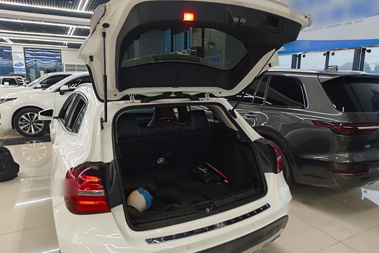 Used Mercedes-Benz GLA 2019 GLA 200 Fashion Model Trunk