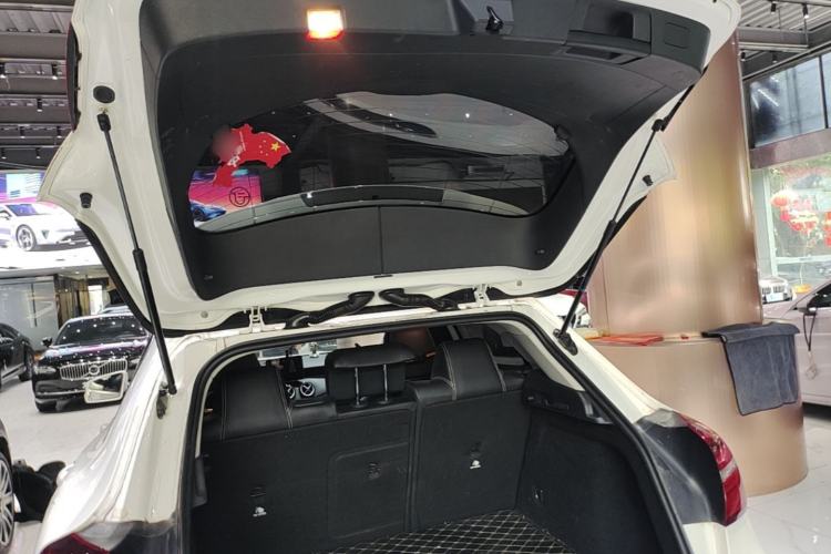 Used Mercedes-Benz GLA 2019 GLA 200 Fashion Model Trunk
