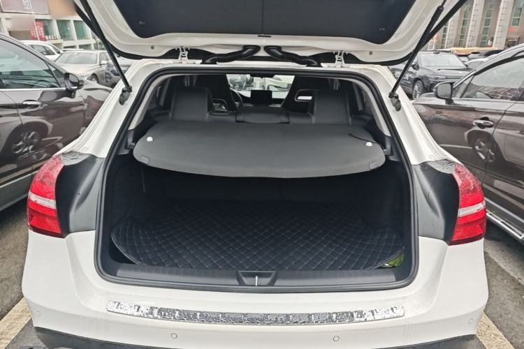 Used Mercedes-Benz GLA 2019 GLA 200 Dynamic Edition Trunk