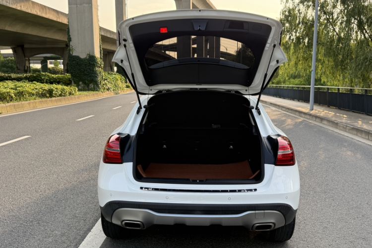 Used Mercedes-Benz GLA 2019 GLA 200 Dynamic Edition Trunk
