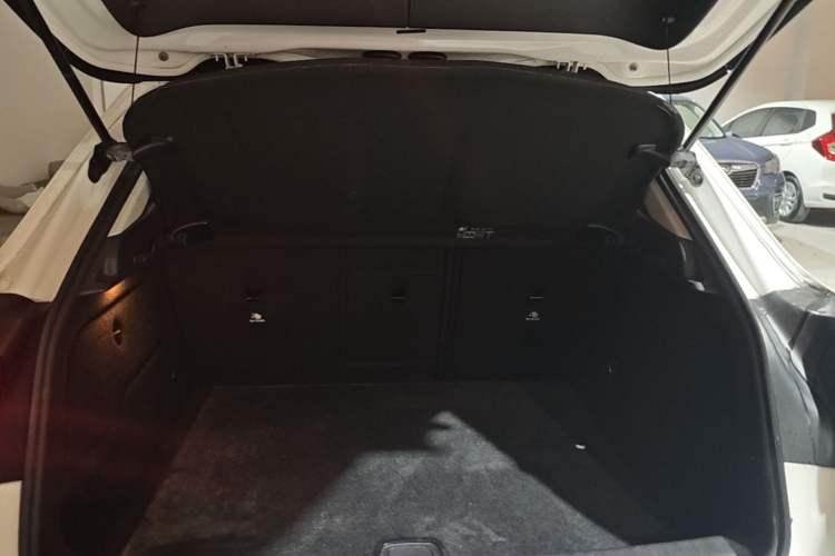 Used Mercedes-Benz GLA 2019 GLA 200 Dynamic Edition Trunk