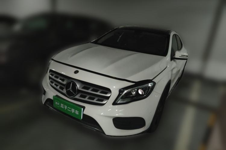 Used Mercedes-Benz GLA 2019 GLA 200 Fashion Model Guazi used car, China used car export, Used car for sale, Used  cars, Cheapest cars for sale