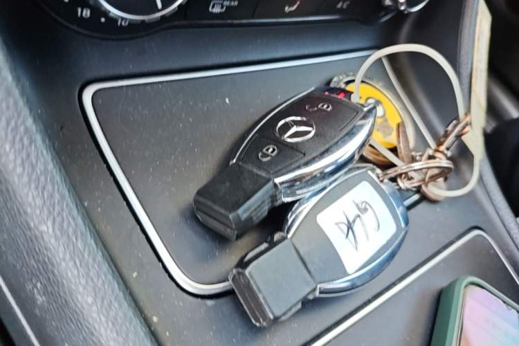 Used Mercedes-Benz GLA 2019 GLA 200 Fashion Model Vehicle Key