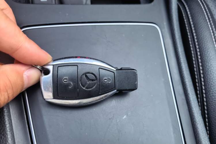 Used Mercedes-Benz GLA 2019 GLA 200 Fashion Model Vehicle Key
