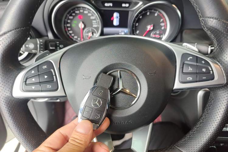 Used Mercedes-Benz GLA 2019 GLA 260 4MATIC Sport Edition Vehicle Key