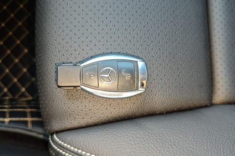 Used Mercedes-Benz GLA 2019 GLA 200 Fashion Model Vehicle Key