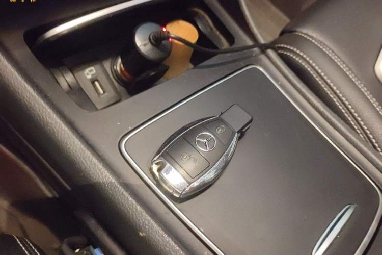 Used Mercedes-Benz GLA 2019 GLA 200 Fashion Model Vehicle Key