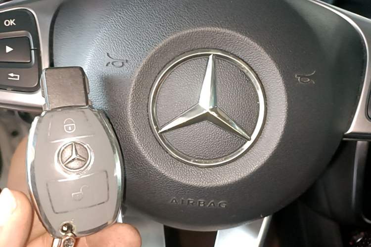 Used Mercedes-Benz GLA 2019 GLA 200 Fashion Model Vehicle Key