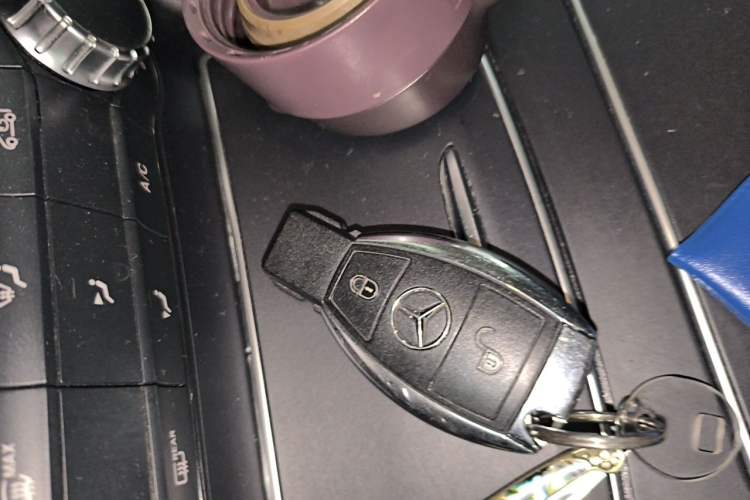 Used Mercedes-Benz GLA 2019 GLA 200 Fashion Model Vehicle Key
