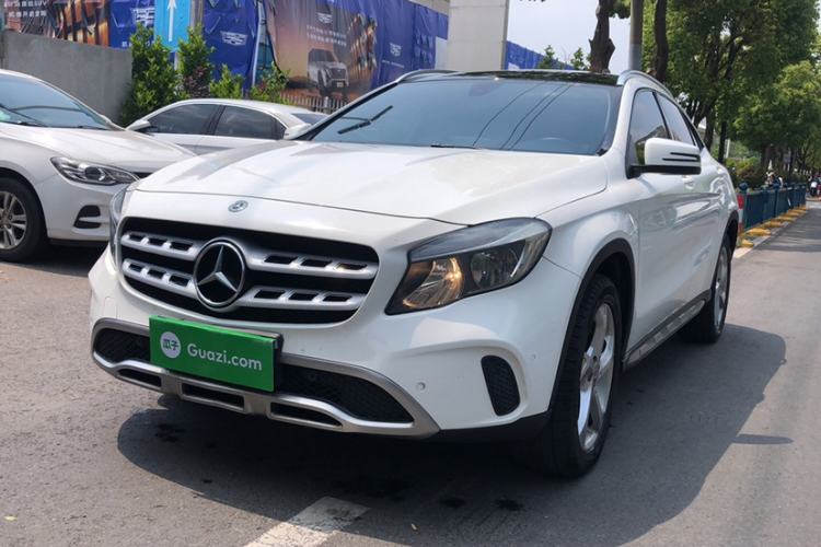 Used Mercedes-Benz GLA 2019 GLA 200 Dynamic Edition Guazi used car, China used car export, Used car for sale, Used  cars, Cheapest cars for sale