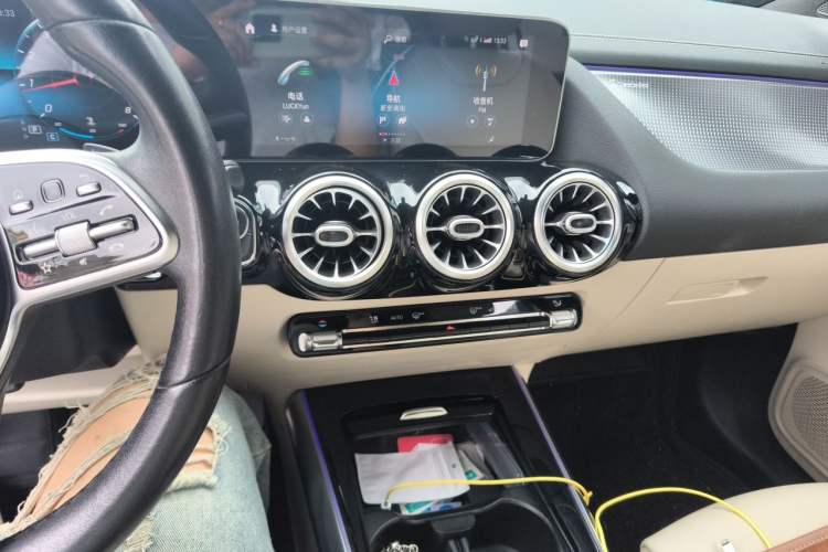 Used Mercedes-Benz GLA 2020 GLA 200 Audio And AC Panel