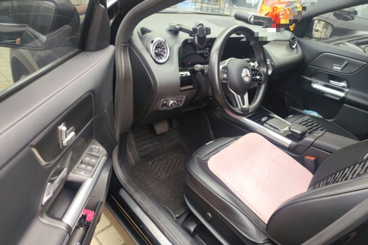 Used Mercedes-Benz GLA 2020 GLA 200 Driver Seat