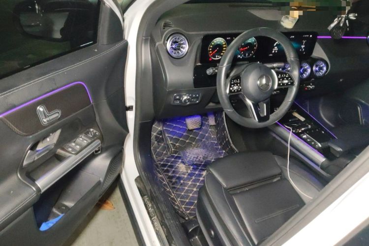 Used Mercedes-Benz GLA 2020 GLA 200 Driver Seat