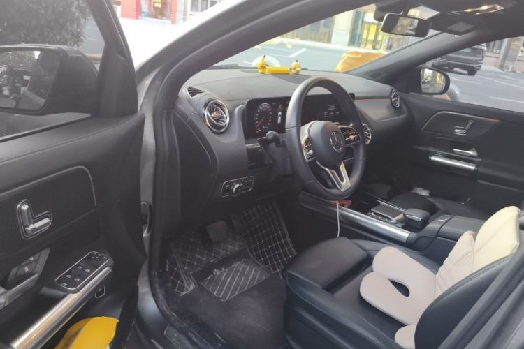 Used Mercedes-Benz GLA 2020 GLA 200 Driver Seat