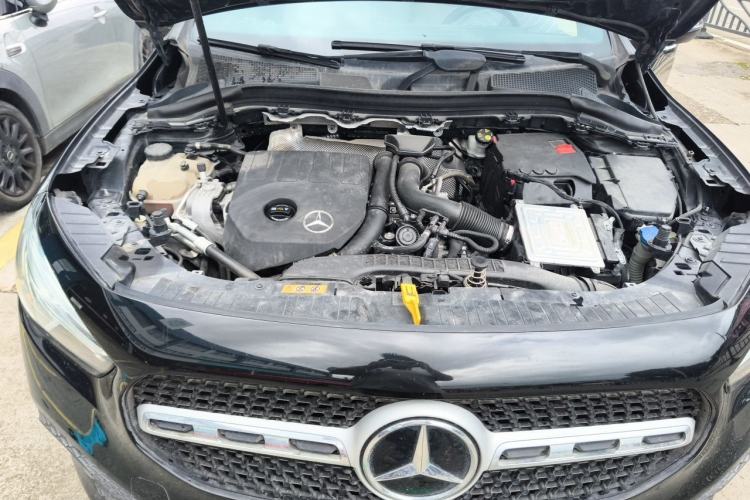 Used Mercedes-Benz GLA 2020 GLA 200 Engine Bay