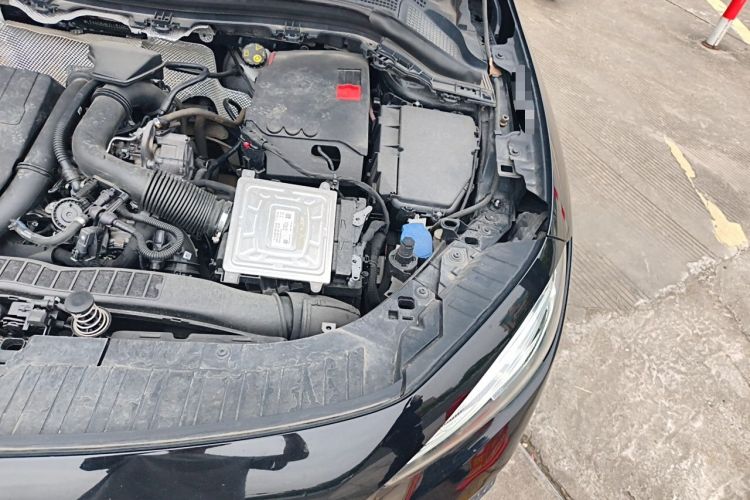 Used Mercedes-Benz GLA 2020 GLA 200 Engine Bay Left