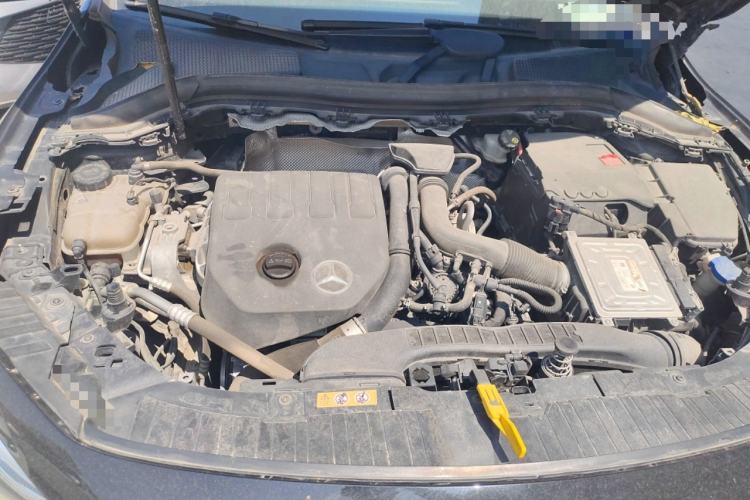 Used Mercedes-Benz GLA 2020 GLA 200 Engine Bay