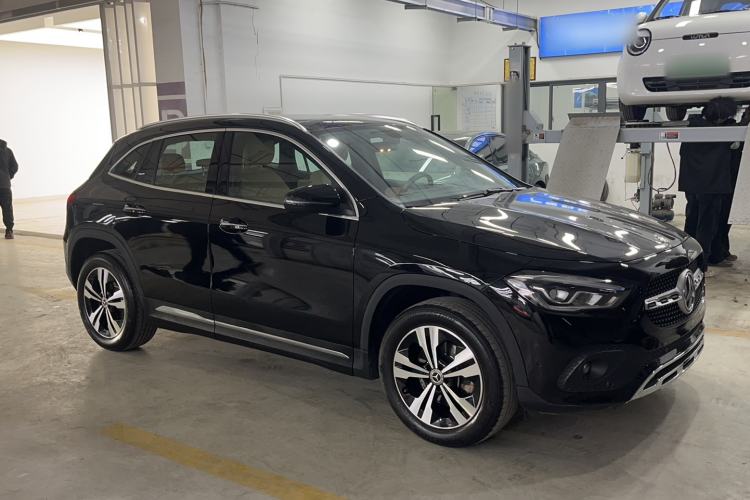 Used Mercedes-Benz GLA 2020 GLA 200 Exterior 2