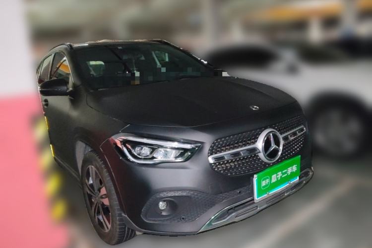 Used Mercedes-Benz GLA 2020 GLA 200 Front Right 45 Deg