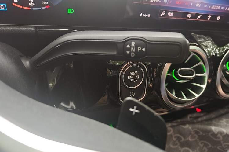 Used Mercedes-Benz GLA 2020 GLA 200 Gear Lever