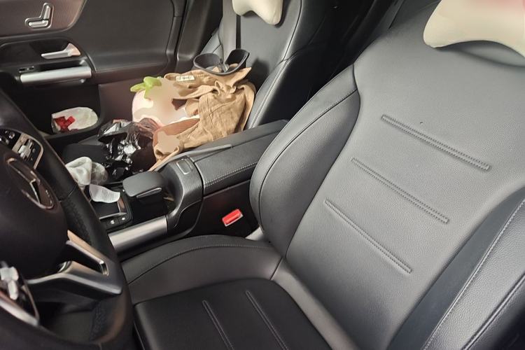 Used Mercedes-Benz GLA 2020 GLA 200 Left Front Seat