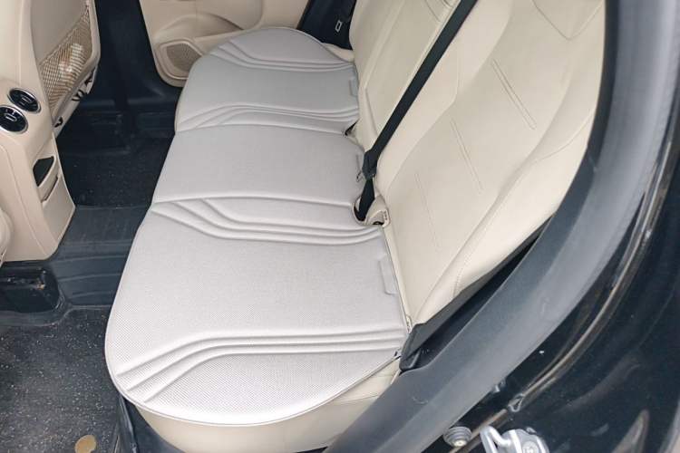 Used Mercedes-Benz GLA 2020 GLA 200 Left Rear Seat