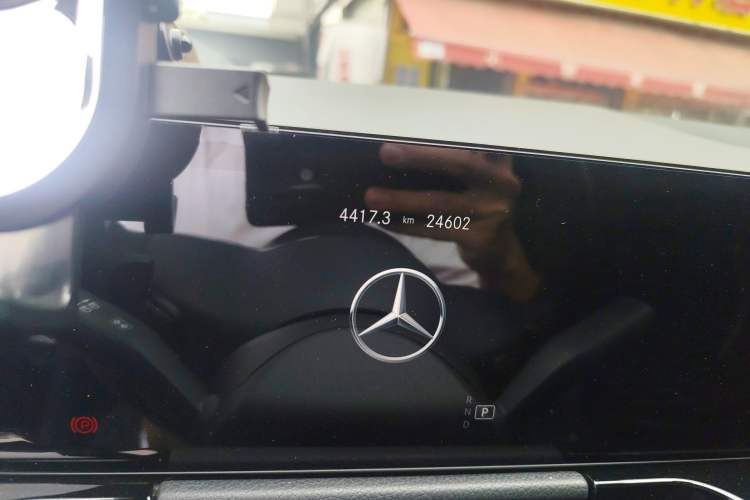 Used Mercedes-Benz GLA 2020 GLA 200 Odometer Close Up