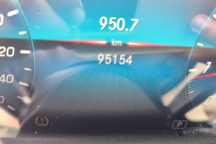 Used Mercedes-Benz GLA 2020 GLA 200 Odometer Close Up