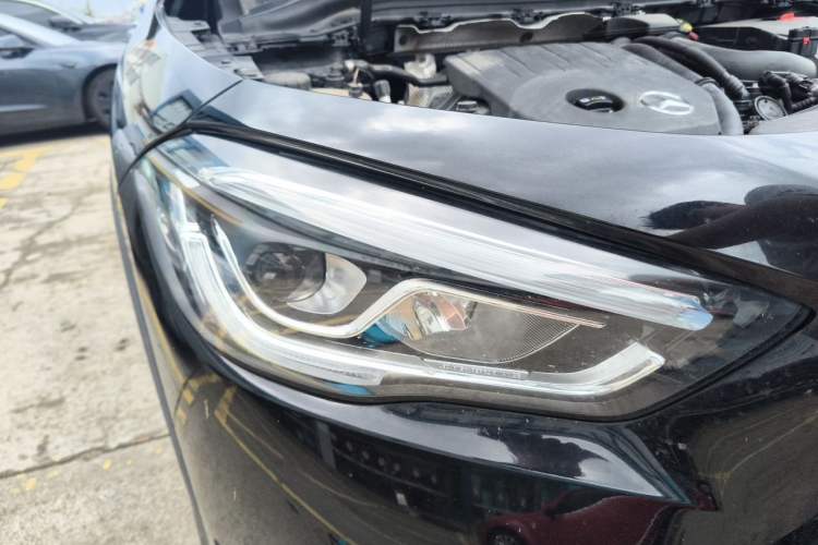 Used Mercedes-Benz GLA 2020 GLA 200 Right Front Headlight