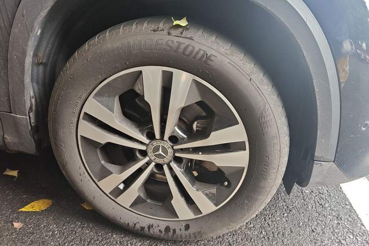 Used Mercedes-Benz GLA 2020 GLA 200 Right Front Wheel Hub
