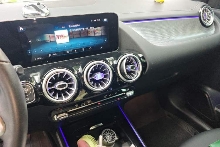 Used Mercedes-Benz GLA 2020 GLA 200 Audio And AC Panel