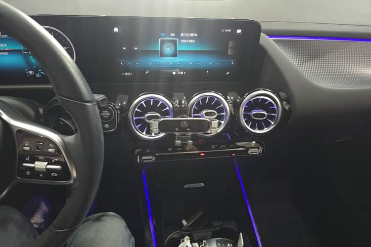 Used Mercedes-Benz GLA 2020 GLA 200 Audio And AC Panel